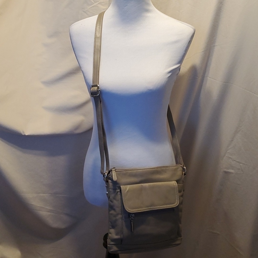Giani Bernini Leather Crossbody